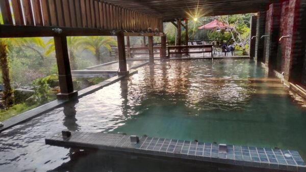 台湾温泉巡り九日目　泰安