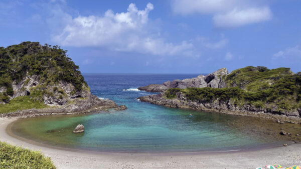 夏の式根島の特徴と観光・楽しみ方