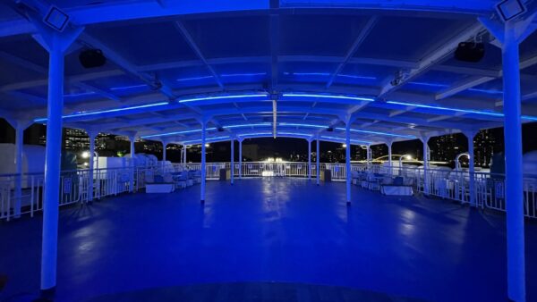 大型客船さるびあ丸の過ごし方