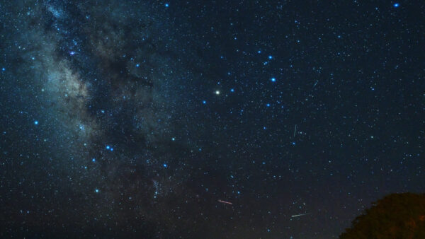 さそり座と流れ星