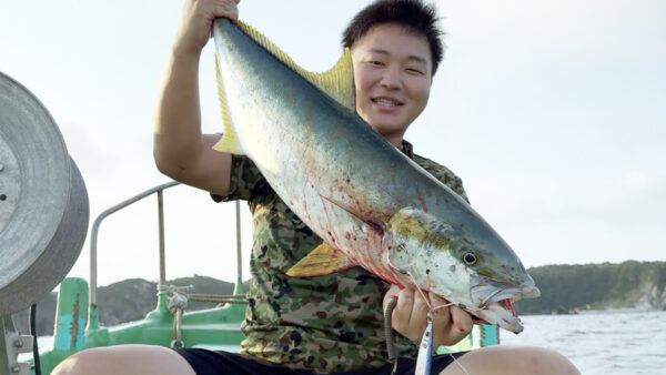 式根の夏マサが熱い！海のスプリンター平政キャッチ！