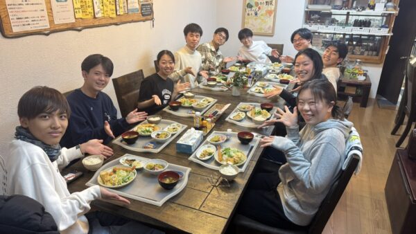 地理部の大学生のみなさん部合宿で式根島＆神津島のアイランドホッピング！