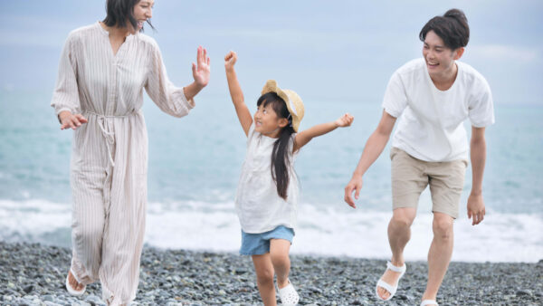 式根島で夏休み｜子連れファミリー旅行必見！海・温泉・星空・釣りを満喫する完全ガイド